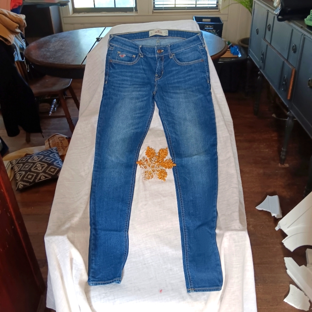 Hollister SUPER SKINNY Jeans 7R W28 L31